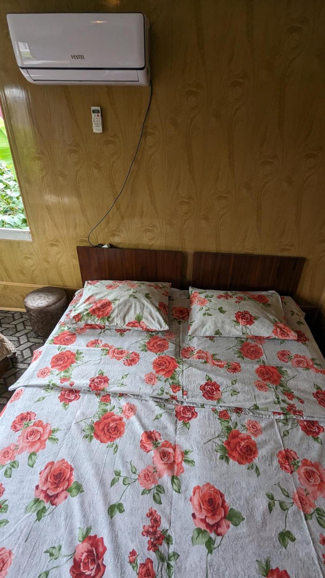Mano'S Guest House Kobuleti Exterior photo